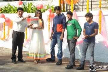 Kiraak Movie Launch